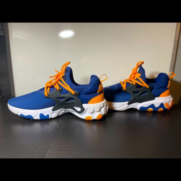 Pretty much new shoes. Only been worn twice. - Picture 4 of 4